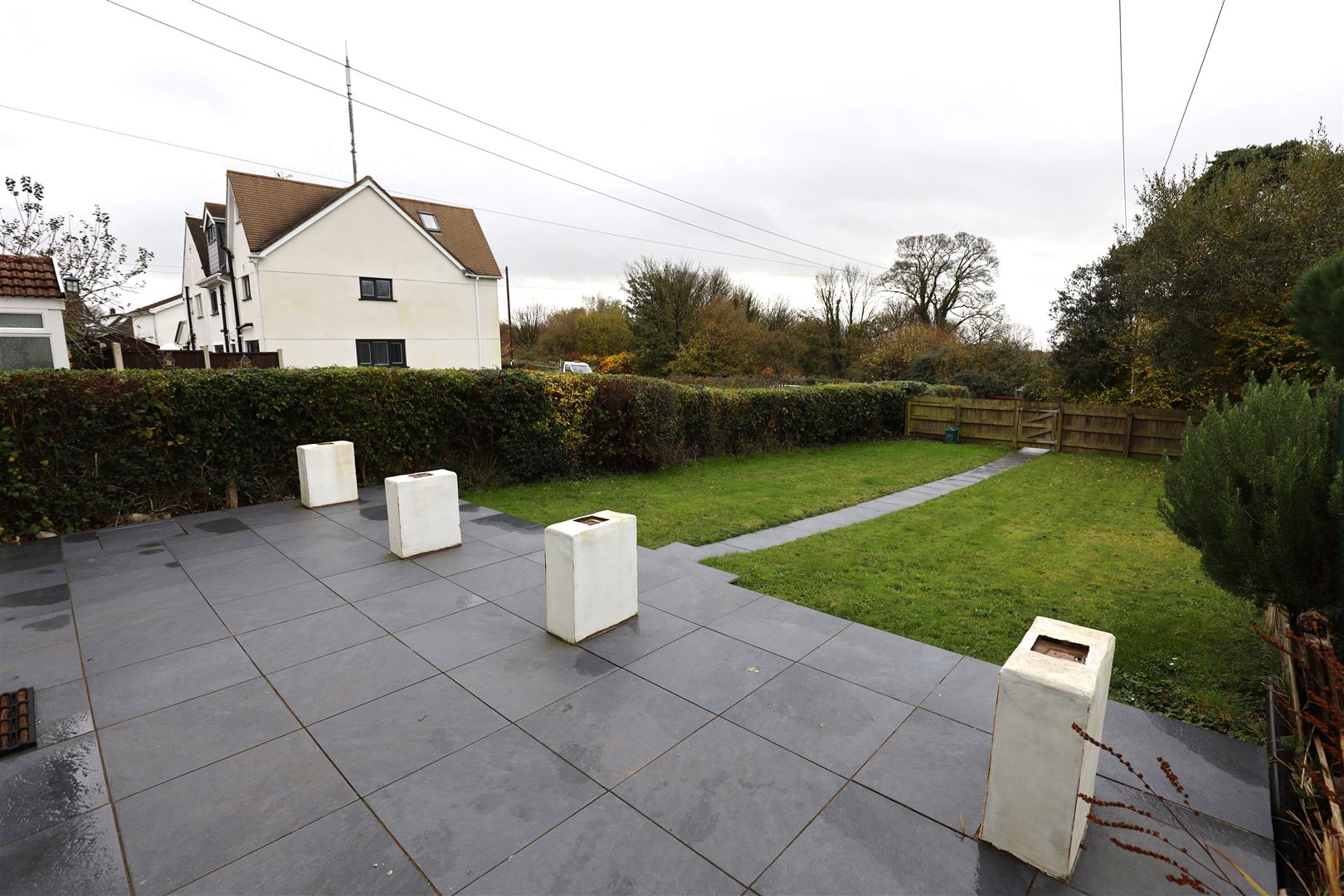 8 Grants Field The Downs, St Nicholas, Cardiff CF5 6SE